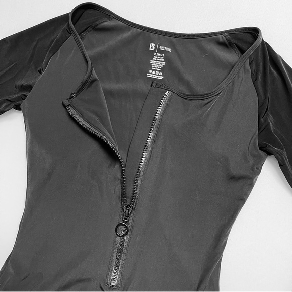 Buffbunny Aquarius Long Sleeve 3/4 Zip-Up Performance Bodysuit - Picture 5 of 9